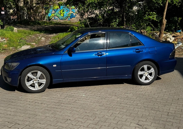 Lexus IS cena 12000 przebieg: 247000, rok produkcji 2000 z Łódź małe 22